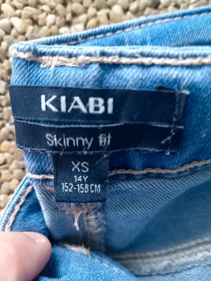 Jeans kiabi et tee shirt 14 ans - photo numéro 3