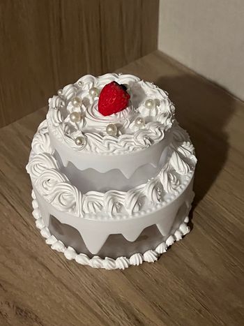 Boîte style gâteaux vintage coquette avec fraise inspi nana  y2k