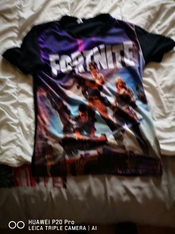 T-Shirt "Fortnite : Sauver le Monde"