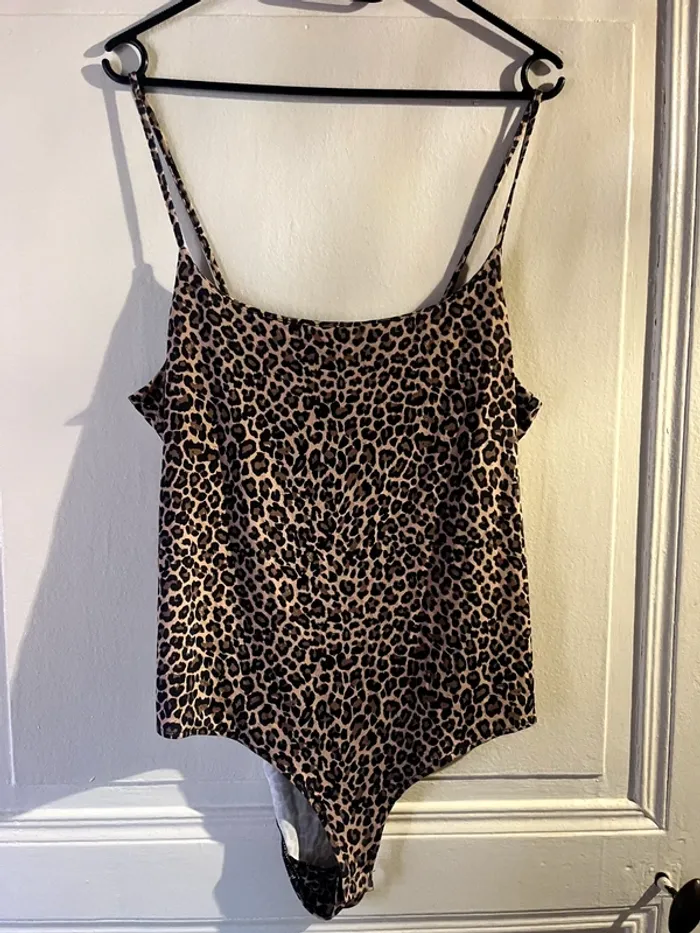Body leopard kiabi taille XL