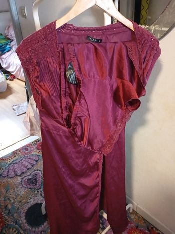 Ros en satin violet t s