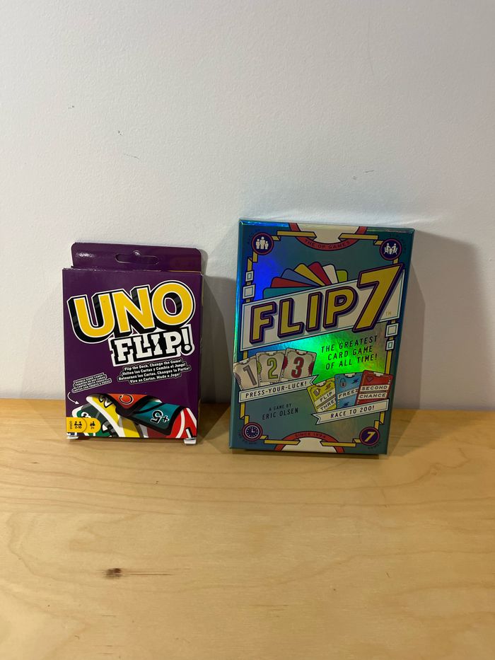 Lot Flip 7 + UNO Flip – neufs