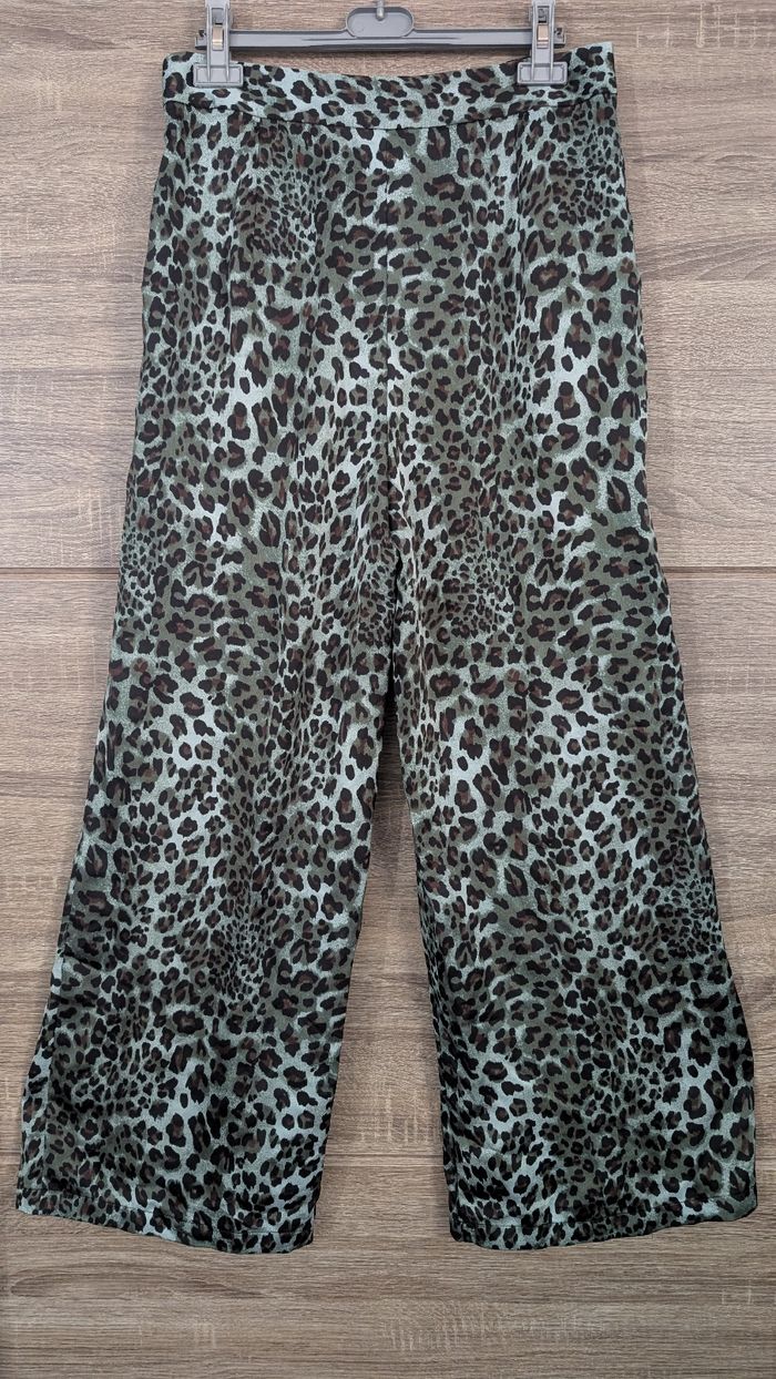 Pantalon fluide imprimé léopard vert - photo numéro 2