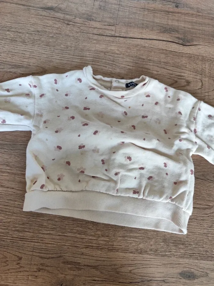 Pull fille rose coeur 3 mois