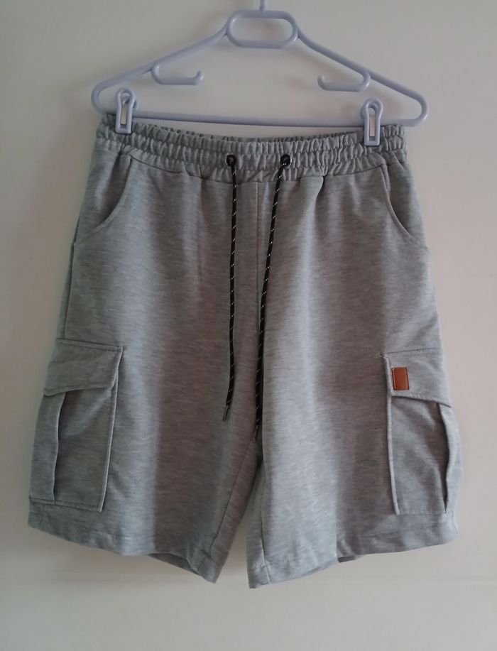 Bermuda Shein L