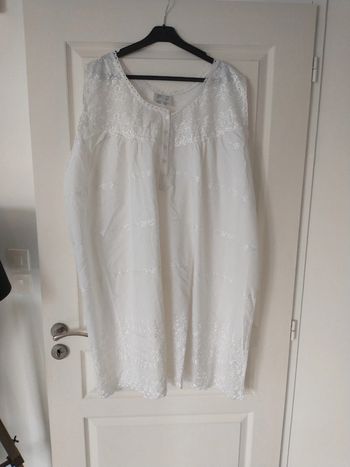 Chemise de nuit taille 62,64 équivalent XXL