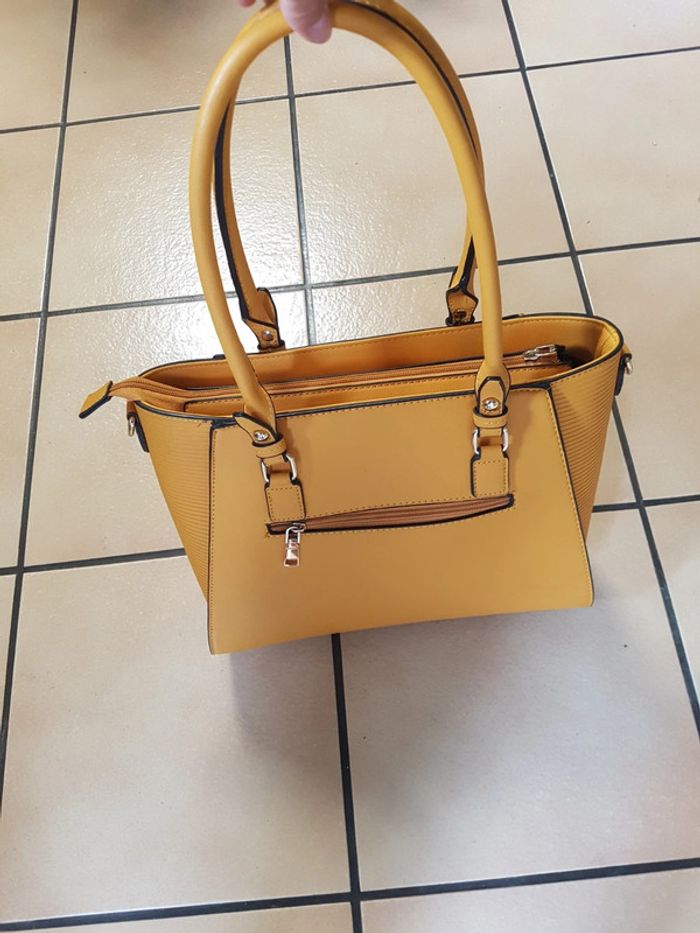 Sac à main moutarde