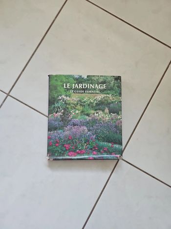 Livre le jardinage u43