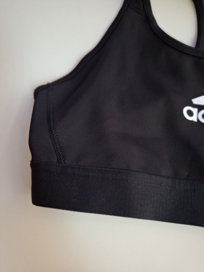 Brassière de sport adidas noie et blanc soutien moyen - photo numéro 3