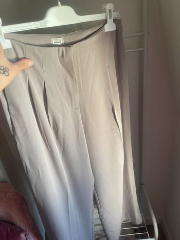 Pantalon tailleur à pince Pimkie couleur greige