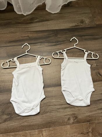 Lot de 2 bodies / débardeurs blanc