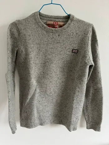 Pull en laine gris