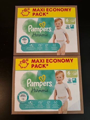 124 couches Pampers harmonie taille 6