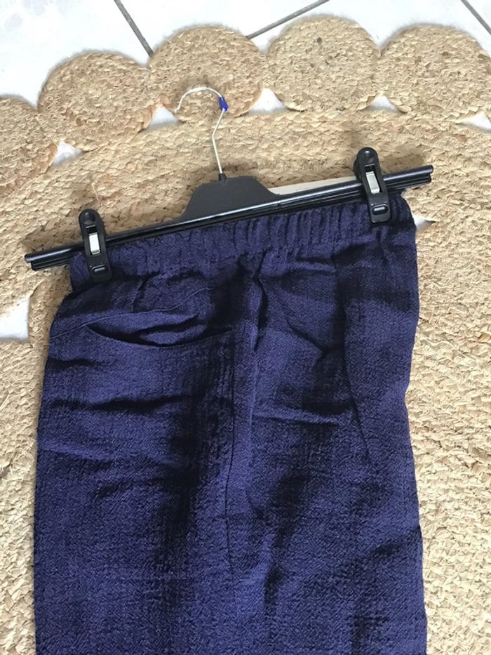 Pantacourt de coloris bleu marine taille 40 de la marque Q’Neel - photo numéro 3