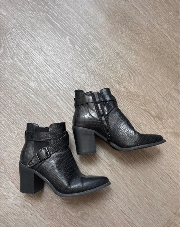 Bottines femme très bon état - photo numéro 1