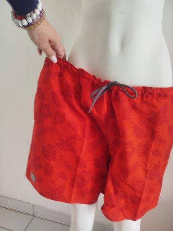 #kytie48homme. Short de bain taille 48