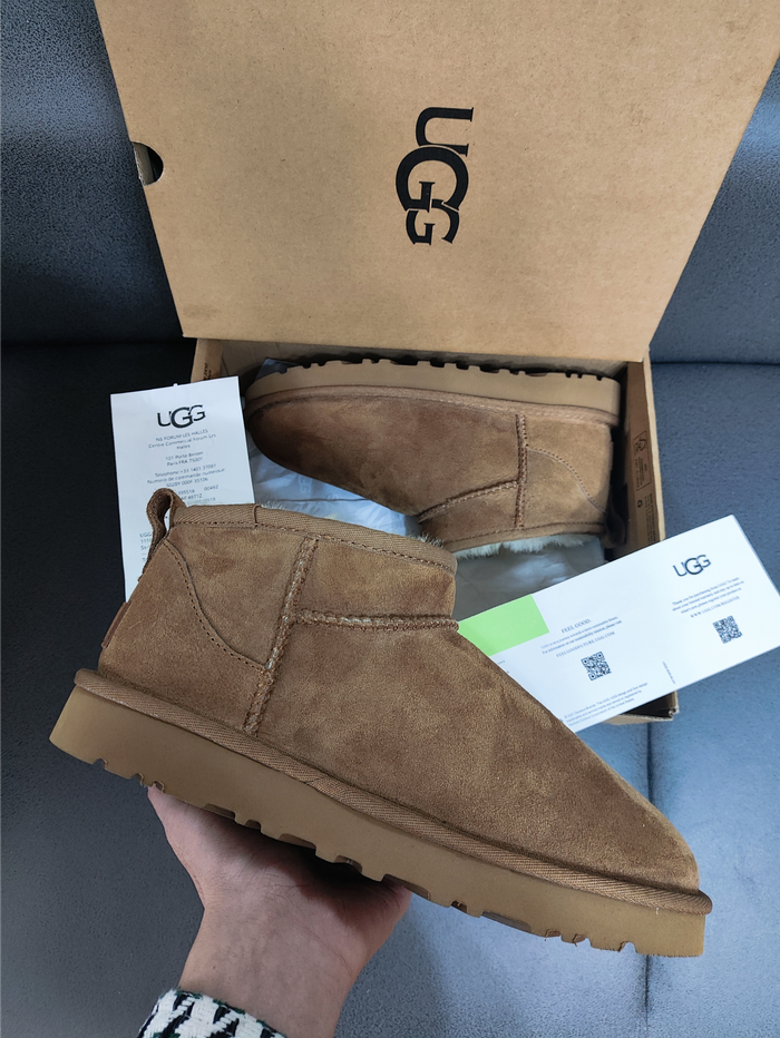 Bottes UGG Mini - photo numéro 2