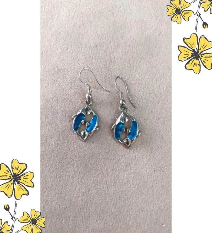 Boucles d’oreilles pendantes dauphins bleu océan - Collection Brume Bleue - photo numéro 6