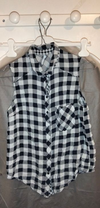 Chemise à carreaux sans manches  Bershka 