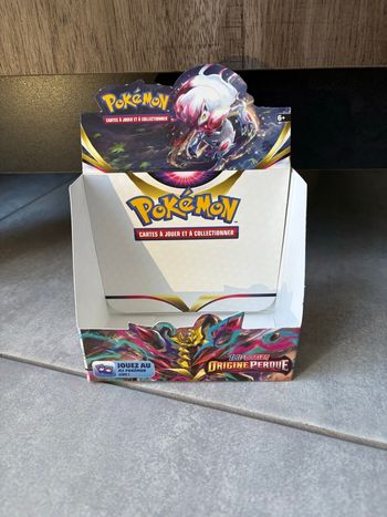 Display vide Etincelles Origine Perdue EB11, épée et bouclier (giratina, ptera, dracaufeu, ectoplasm