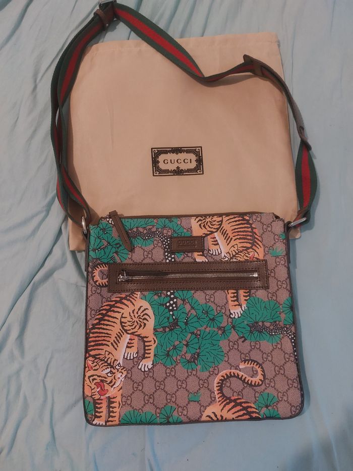 Sacoche gucci tigre excellent état - photo numéro 4