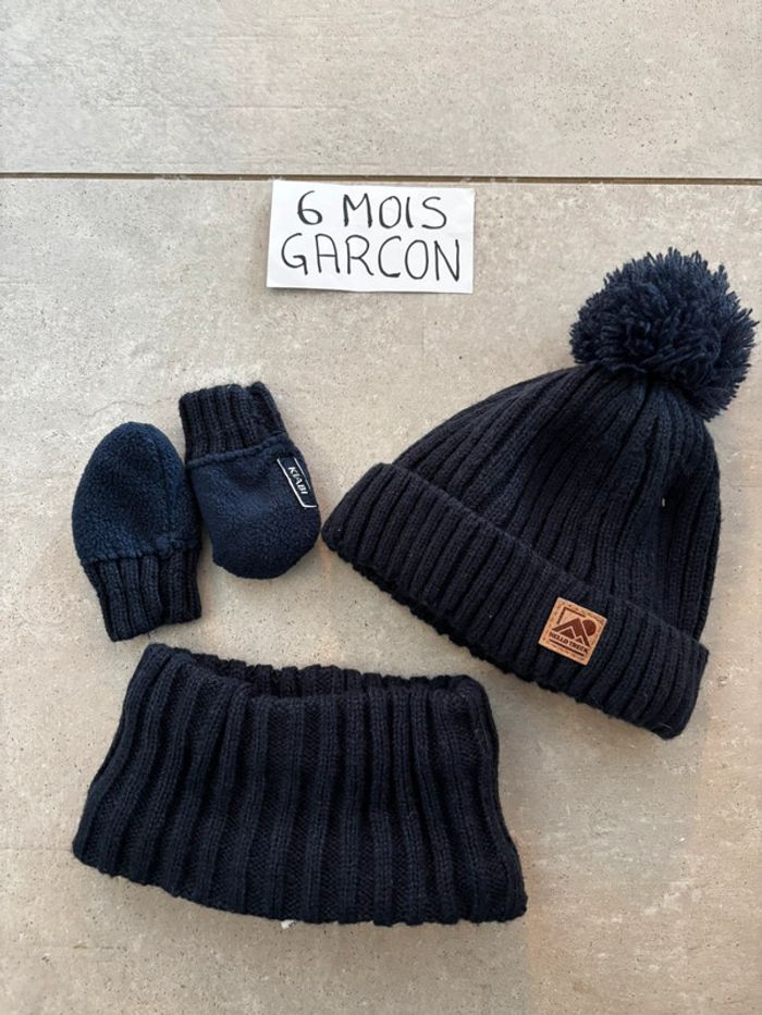 Ensemble bonnet cache cou gants