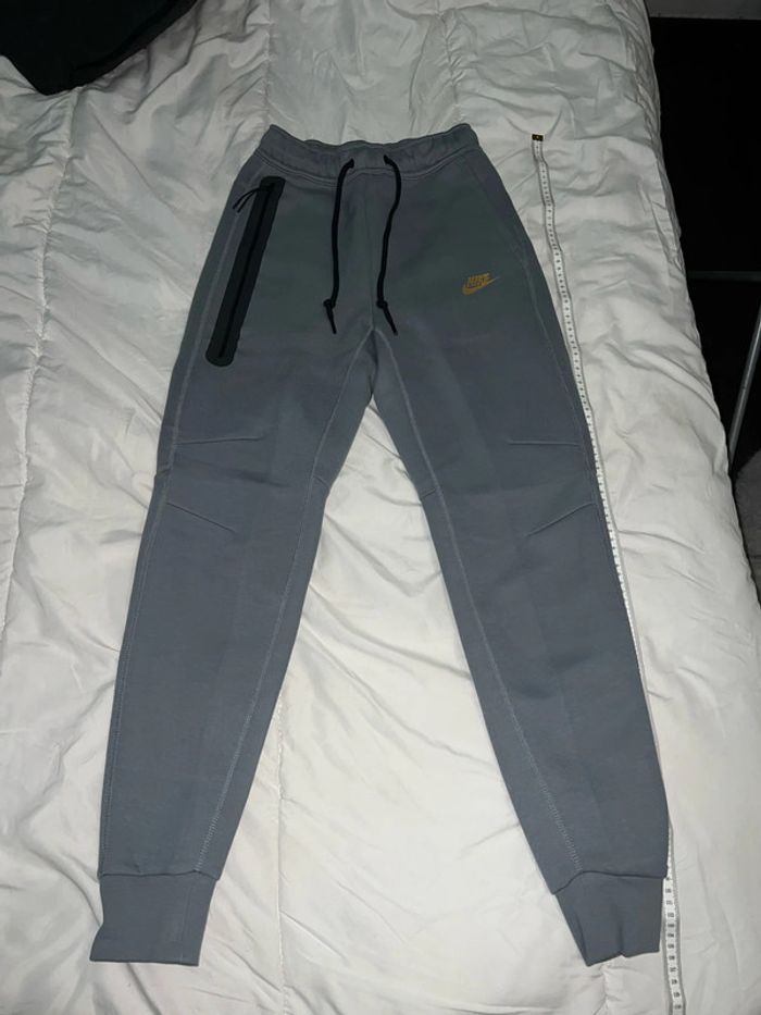Jogging Nike Tech taille XS - photo numéro 2
