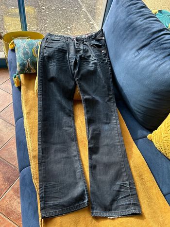 Rivaldi Jean taille 36 neuf  ou