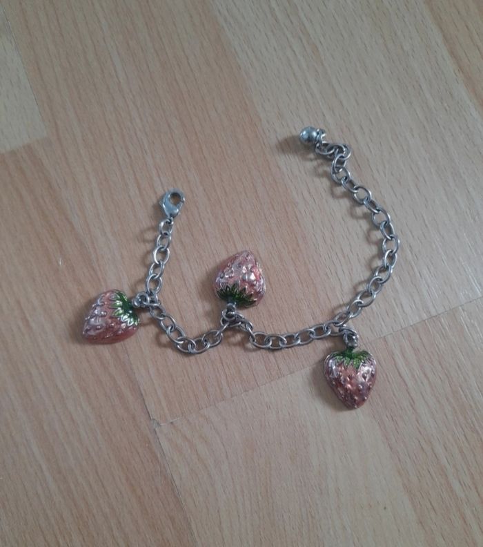 Bracelet