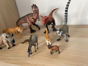 Lot 4: lot de figurines animaux Schleich, Papo et autres
