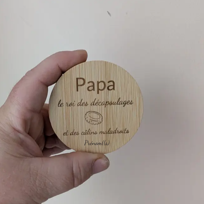 Décapsuleur en bois gravé – Collection spéciale Papa personnalisable - photo numéro 5