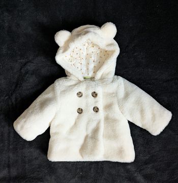 Manteau Blanc Tout doux TAO 3mois neuf