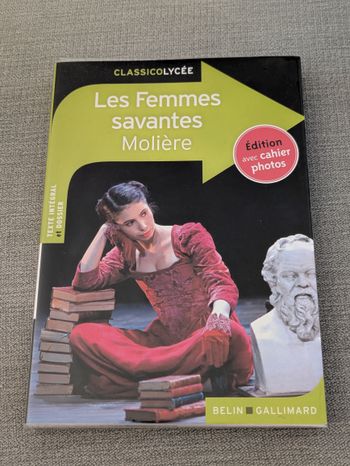 "Les femmes savantes" de Molière ( neuf et recouvert )