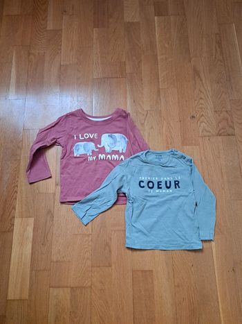 Lot 2 t-shirts ML 18m