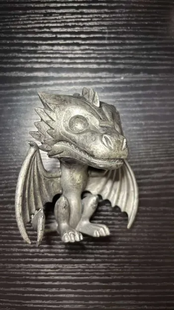 Funko Pop 16 Drogon (Iron)