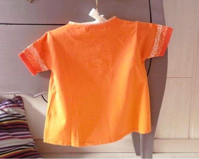 t-shirt fille 6 ans clyeux coton orange patchwork MC TBE - photo numéro 3