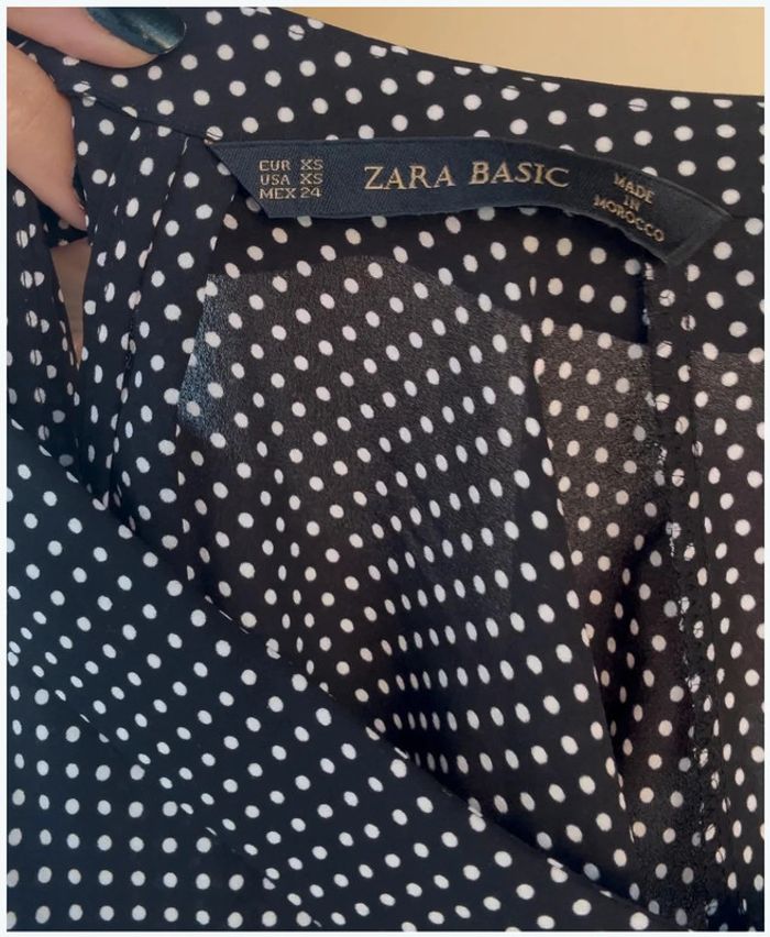 Chemise à pois Zara XS très bon état - photo numéro 4
