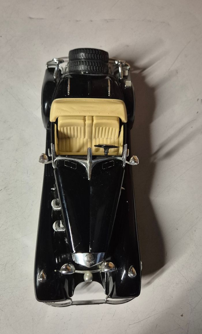 Voiture miniature Bburago Mercedes benz 500k roadster 1936 1/20 - photo numéro 8