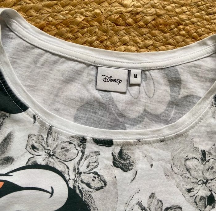 T-shirt imprimé femme Disney Mickey Minnie Taille M - photo numéro 5