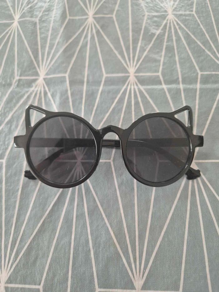 Lunettes de soleil chat