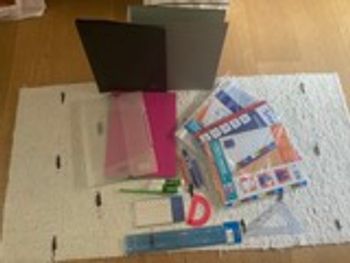 Lot de fournitures scolaires 4