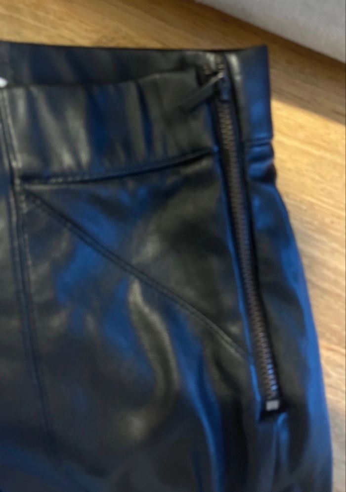 Pantalon en similicuir - photo numéro 3