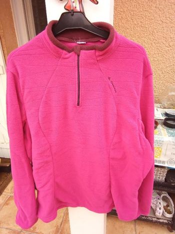 Pull rose Decathlon taille XL aisselles à aisselles 58 cm longueur 62 cm