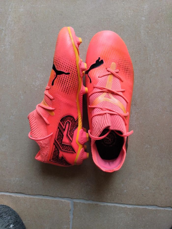 Chaussures foot Puma - photo numéro 2
