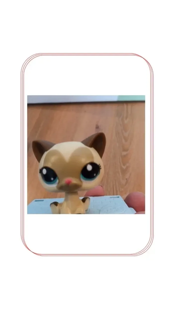 Figurine chat sur socle Littlest Pet Shop - Hasbro - photo numéro 5