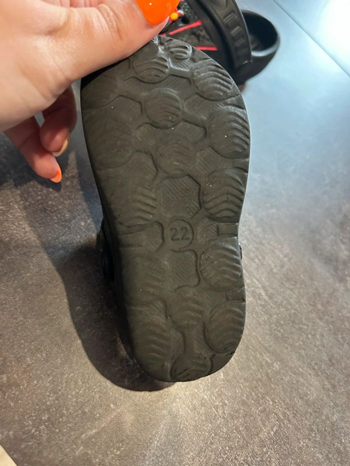 Croc’s garçon, taille 22 - photo numéro 2