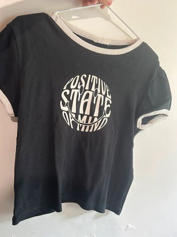 528 - t-shirt noir et blanc avec écritures « Positive State of Mind »