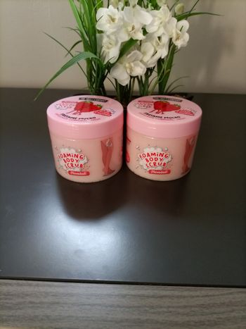 Lot de 2 scrubs fraise