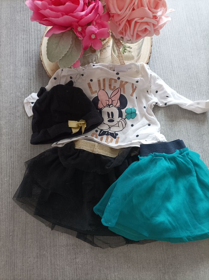 Lot Disney bébé fille