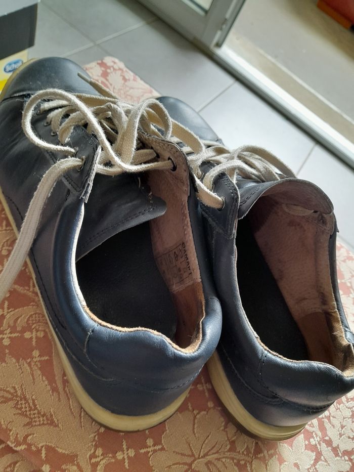 CHAUSSURES À  LACETS " DAMART" TAILLE  39 - photo numéro 3